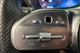 harmaa Mercedes-Benz GLC 2021 kuva 20.