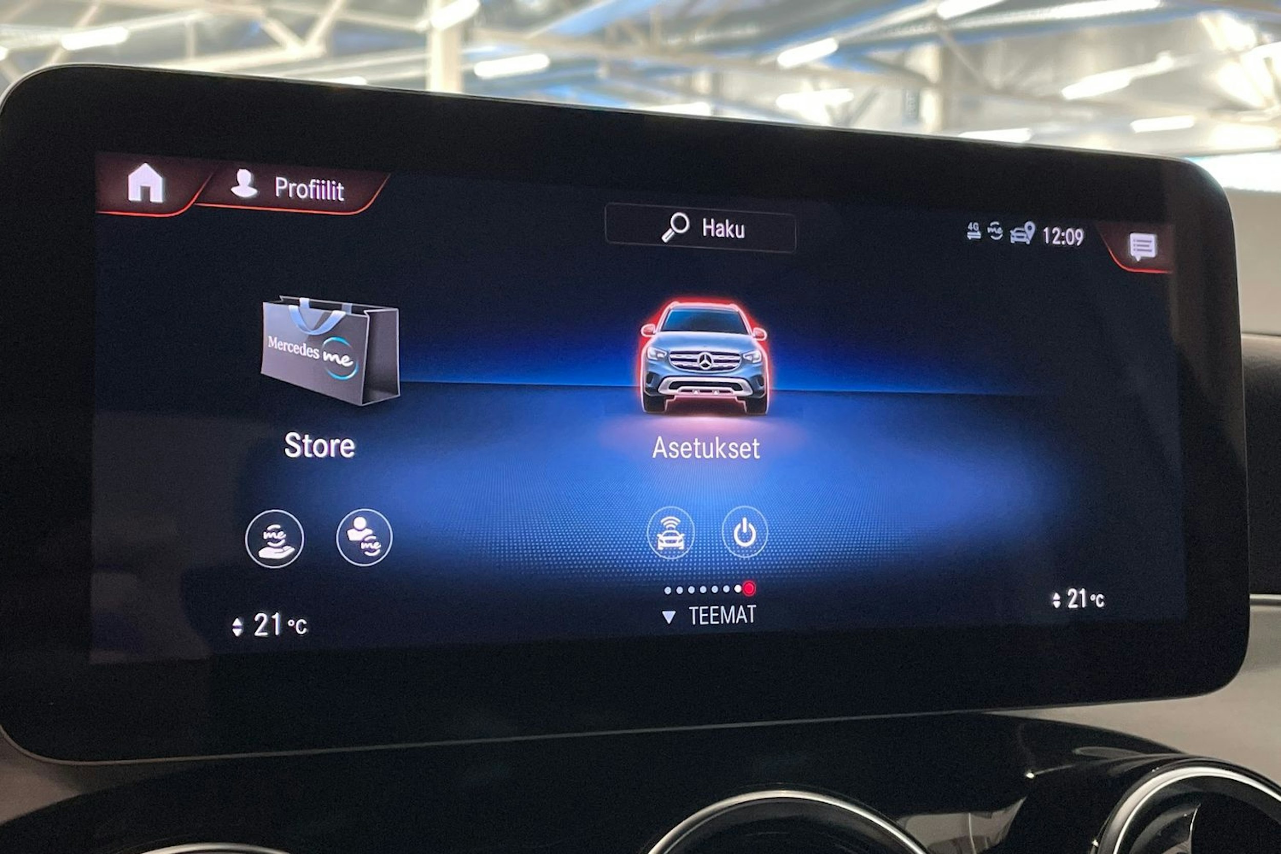 harmaa Mercedes-Benz GLC 2021 kuva 26.