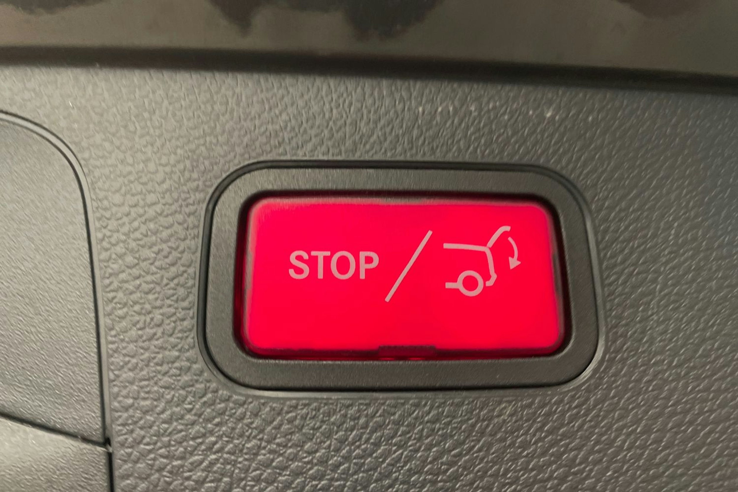 harmaa Mercedes-Benz GLC 2021 kuva 41.