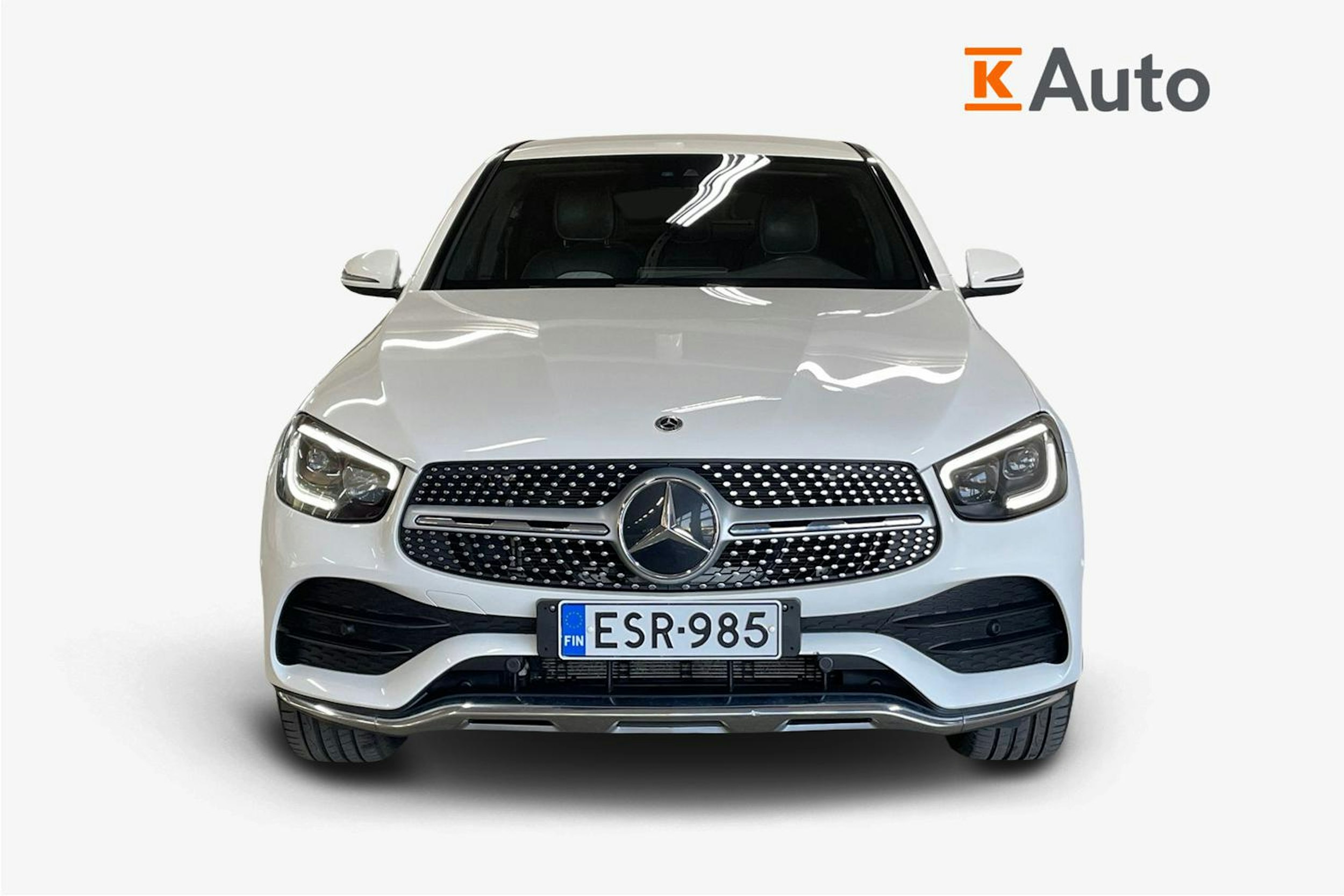 Valkoinen Mercedes-Benz GLC 2021 kuva 5.