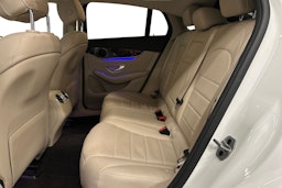 valkoinen Mercedes-Benz GLC 2021 kuva 10.