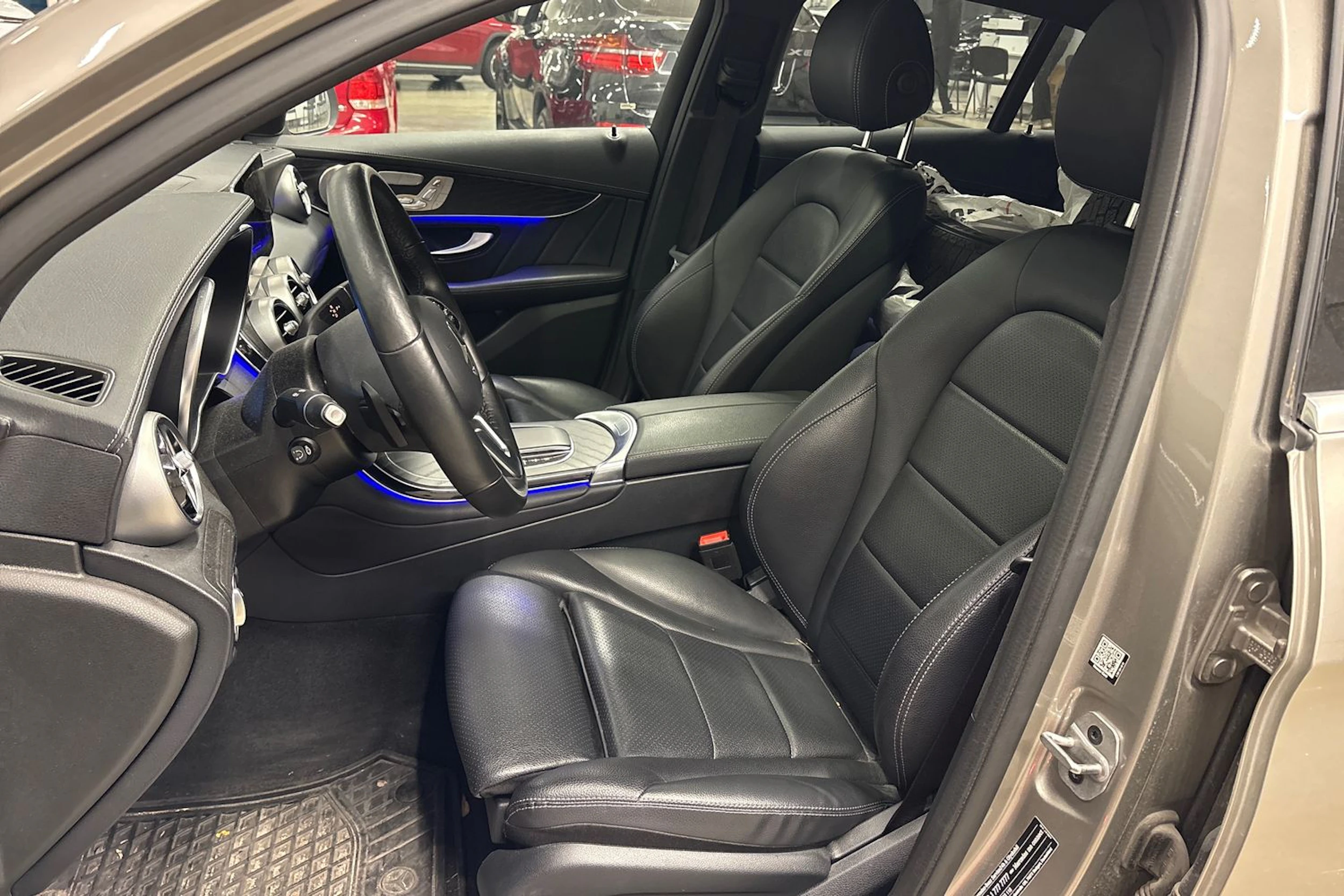 hopea Mercedes-Benz GLC 2021 kuva 4.