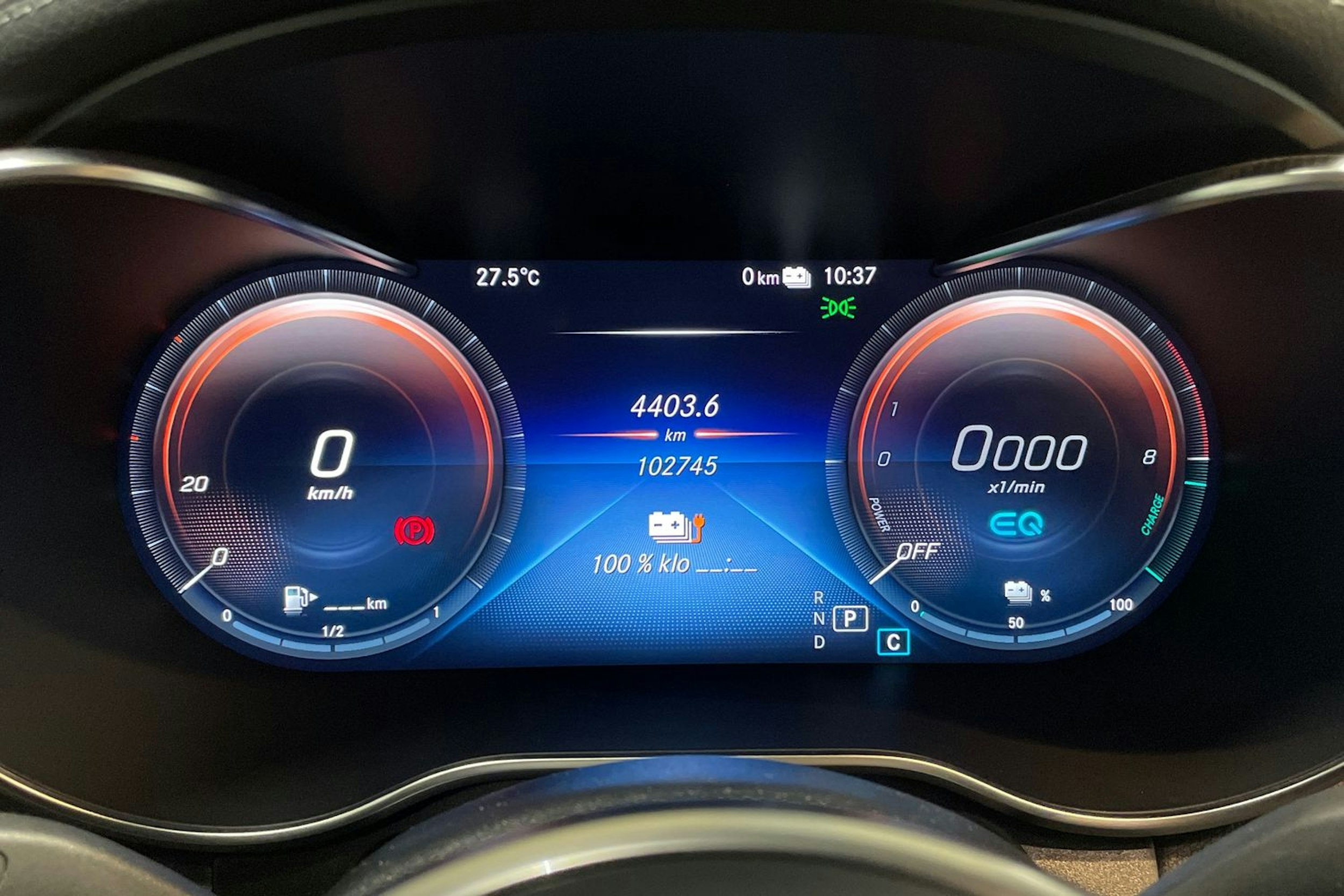 valkoinen Mercedes-Benz GLC 2021 kuva 16.