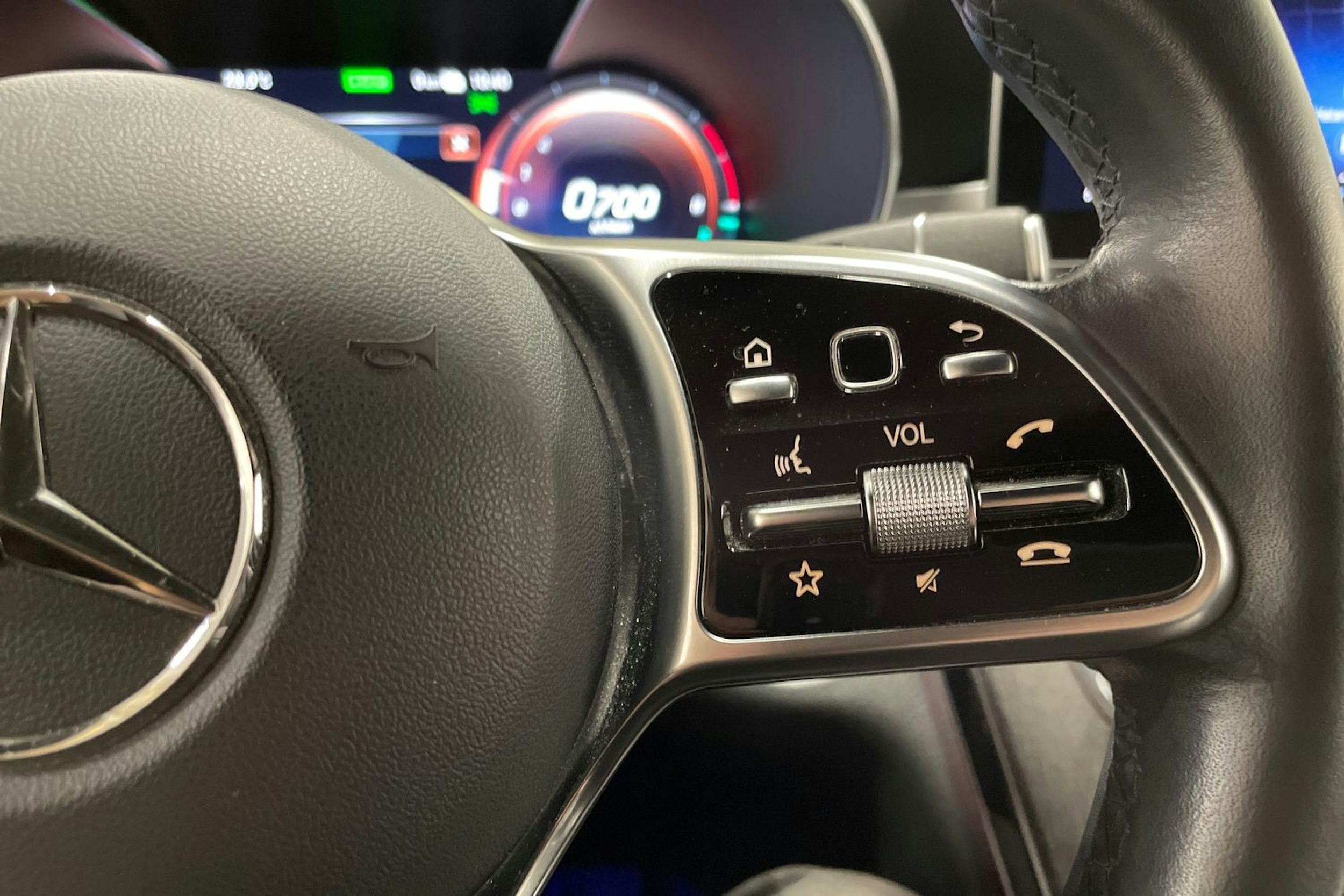 valkoinen Mercedes-Benz GLC 2021 kuva 29.