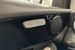 valkoinen Mercedes-Benz GLC 2021 kuva 16.