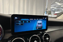 valkoinen Mercedes-Benz GLC 2021 kuva 22.