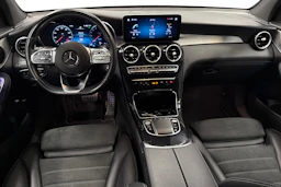 musta Mercedes-Benz GLC 2021 kuva 9.