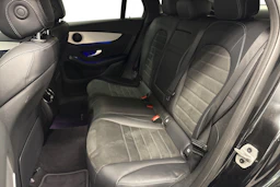 musta Mercedes-Benz GLC 2021 kuva 11.