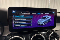 musta Mercedes-Benz GLC 2021 kuva 24.
