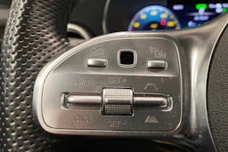 Harmaa Mercedes-Benz GLC 2021 kuva 17.