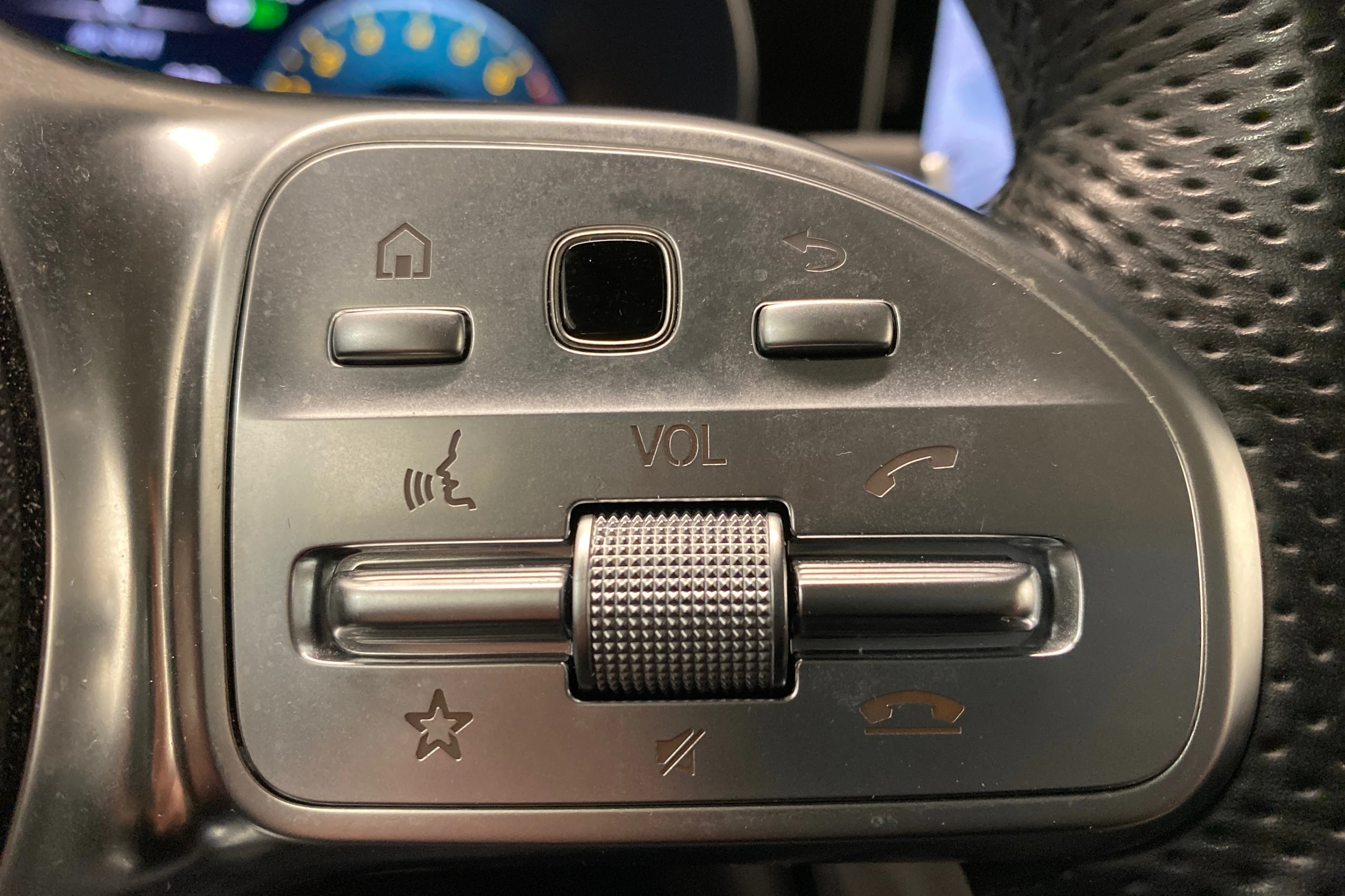 Harmaa Mercedes-Benz GLC 2021 kuva 18.