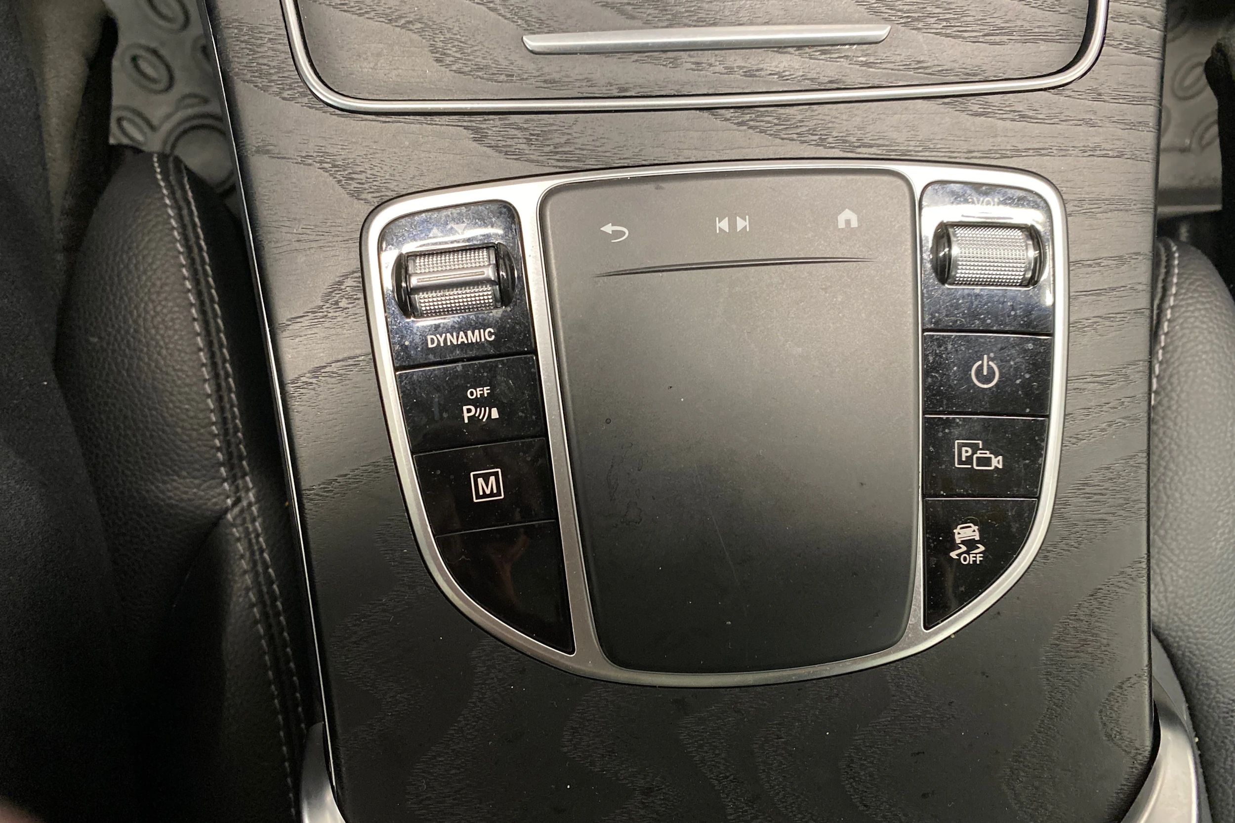 Harmaa Mercedes-Benz GLC 2021 kuva 21.