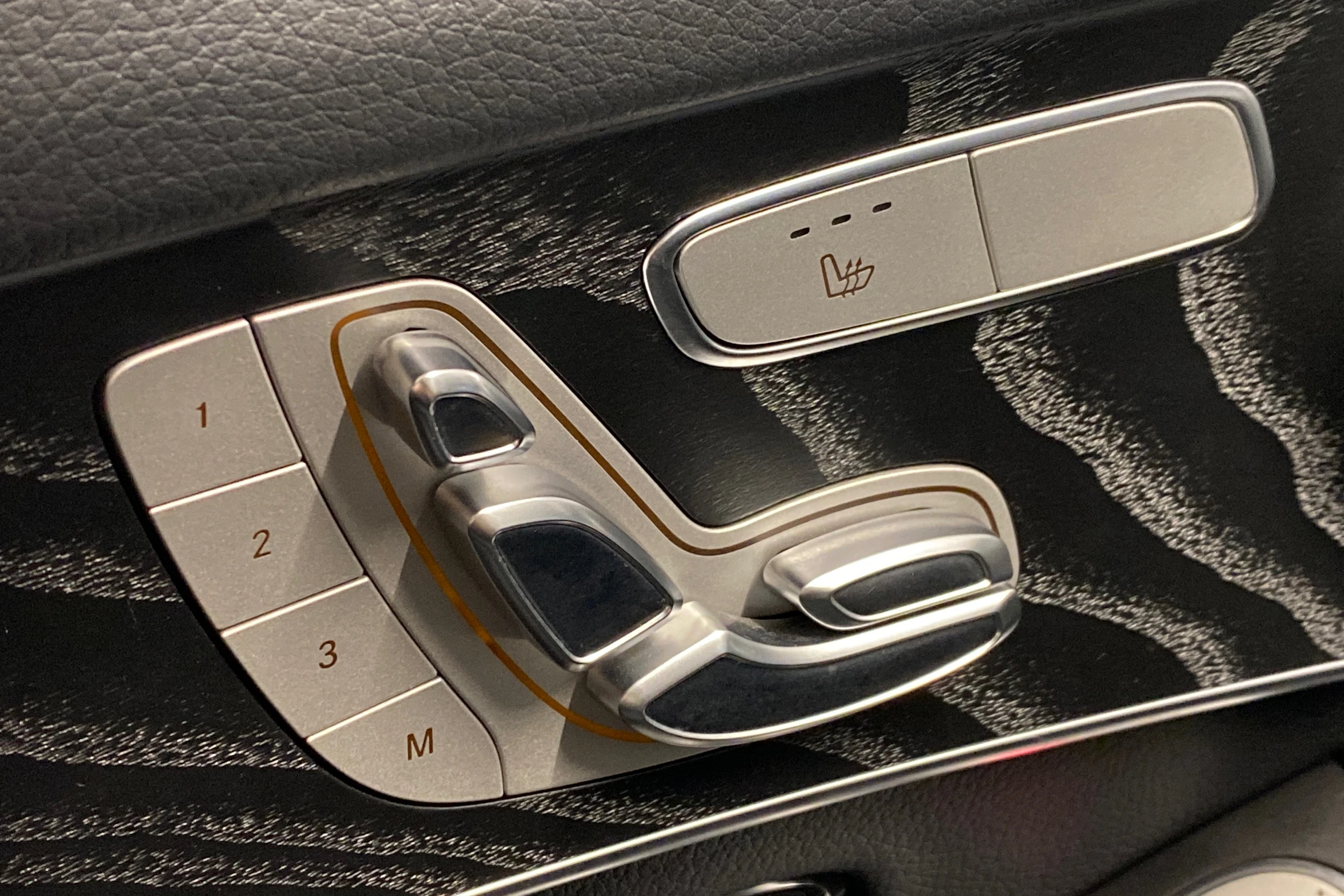 Harmaa Mercedes-Benz GLC 2021 kuva 23.