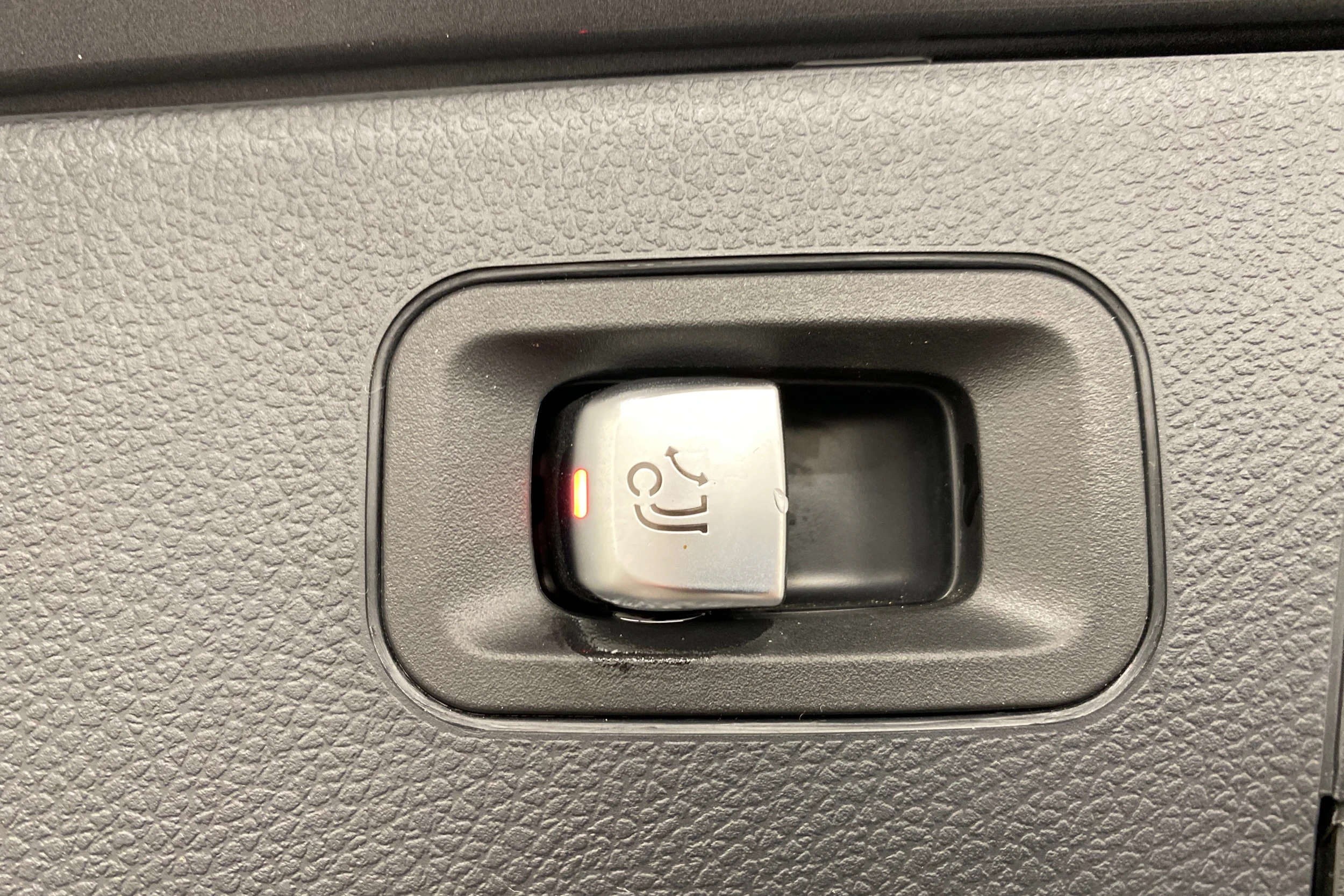 Harmaa Mercedes-Benz GLC 2021 kuva 26.