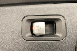 Harmaa Mercedes-Benz GLC 2021 kuva 26.