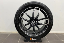 Harmaa Mercedes-Benz GLC 2021 kuva 28.