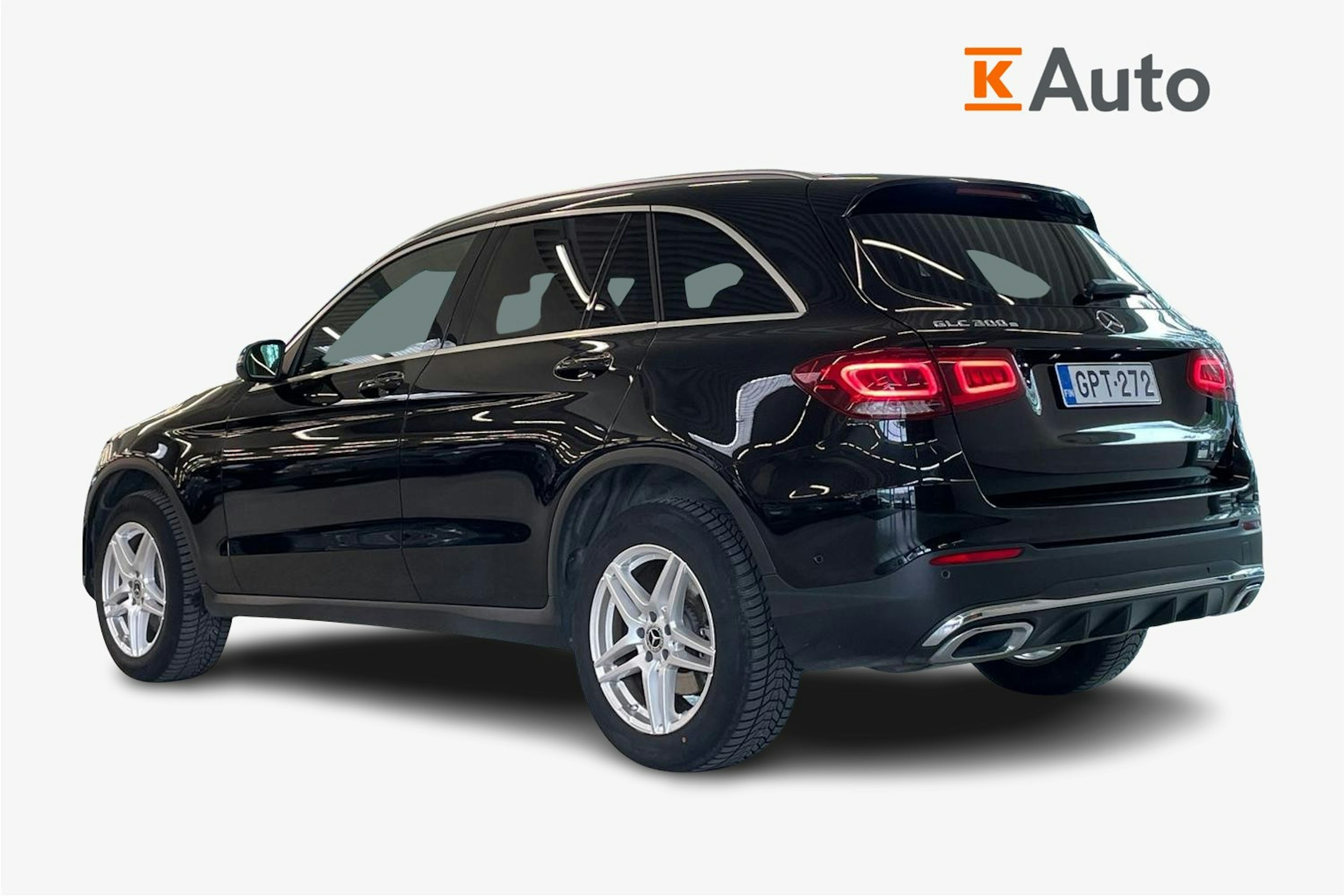 musta Mercedes-Benz GLC 2021 kuva 2.