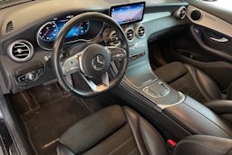 musta Mercedes-Benz GLC 2021 kuva 7.