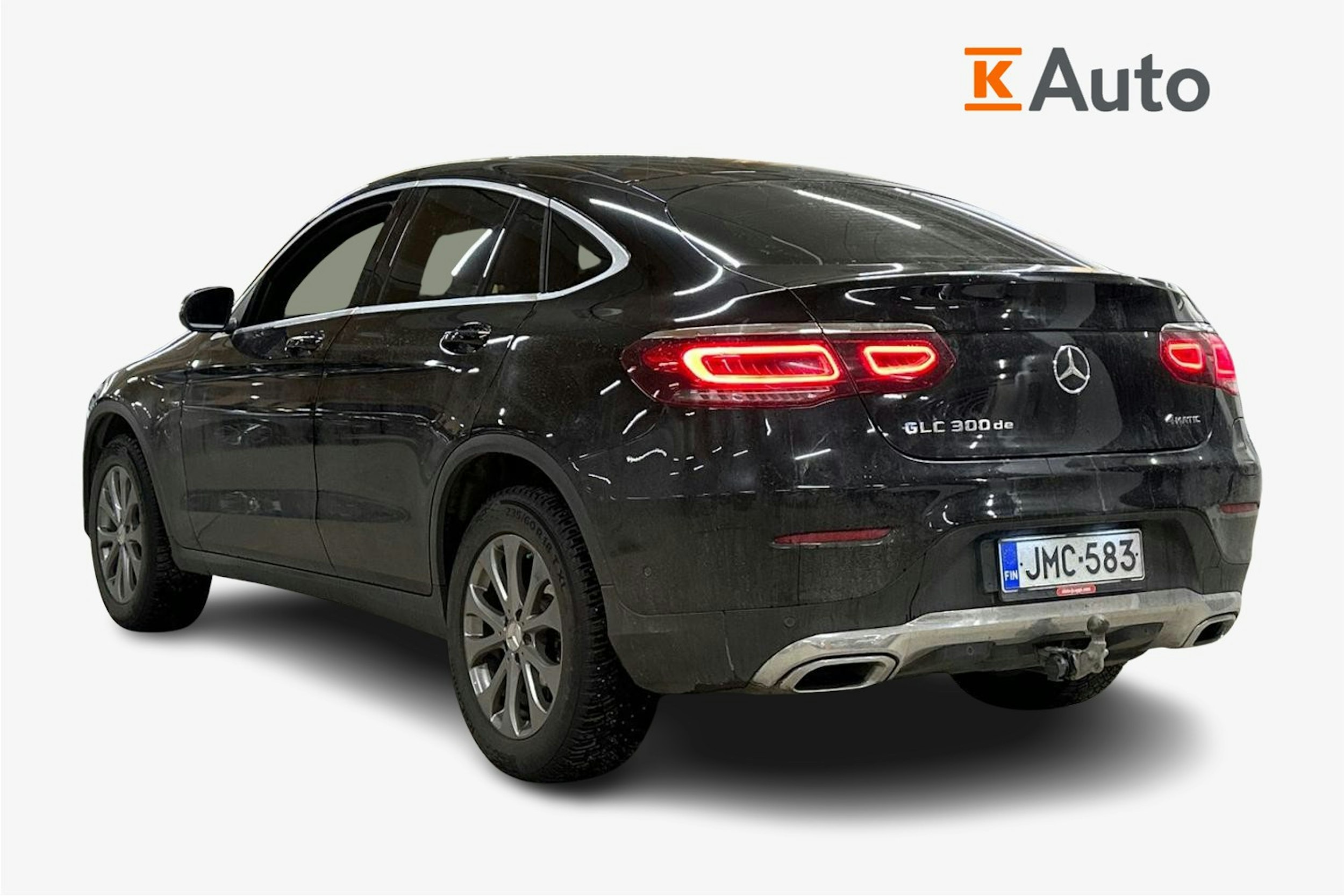 musta Mercedes-Benz GLC 2021 kuva 2.