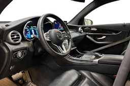 musta Mercedes-Benz GLC 2021 kuva 3.