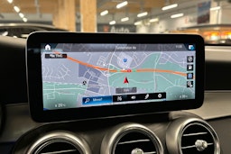 musta Mercedes-Benz GLC 2021 kuva 19.