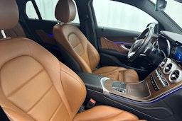 Harmaa Mercedes-Benz GLC 2021 kuva 10.