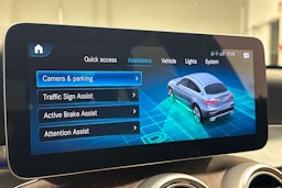 Harmaa Mercedes-Benz GLC 2021 kuva 27.
