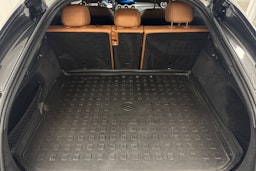 Harmaa Mercedes-Benz GLC 2021 kuva 38.