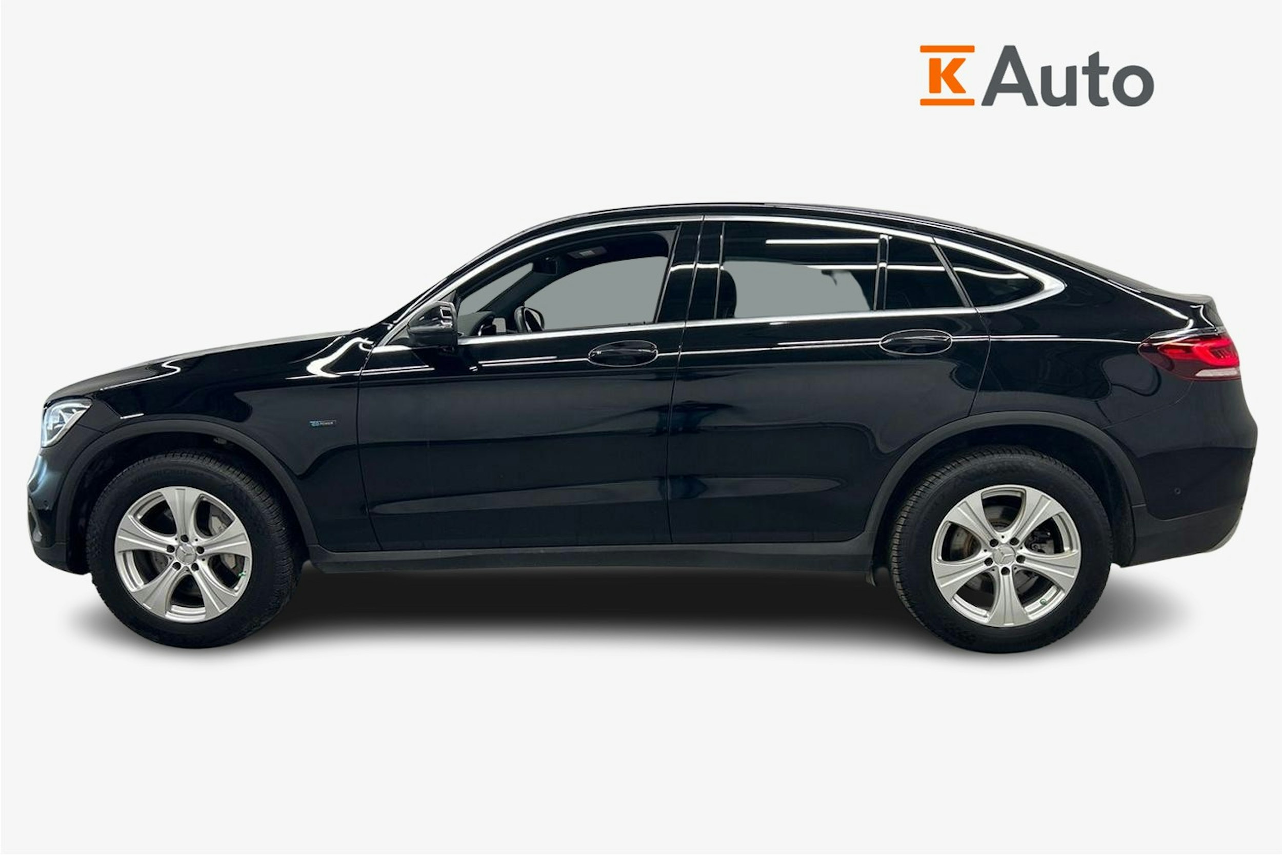 musta Mercedes-Benz GLC 2021 kuva 6.