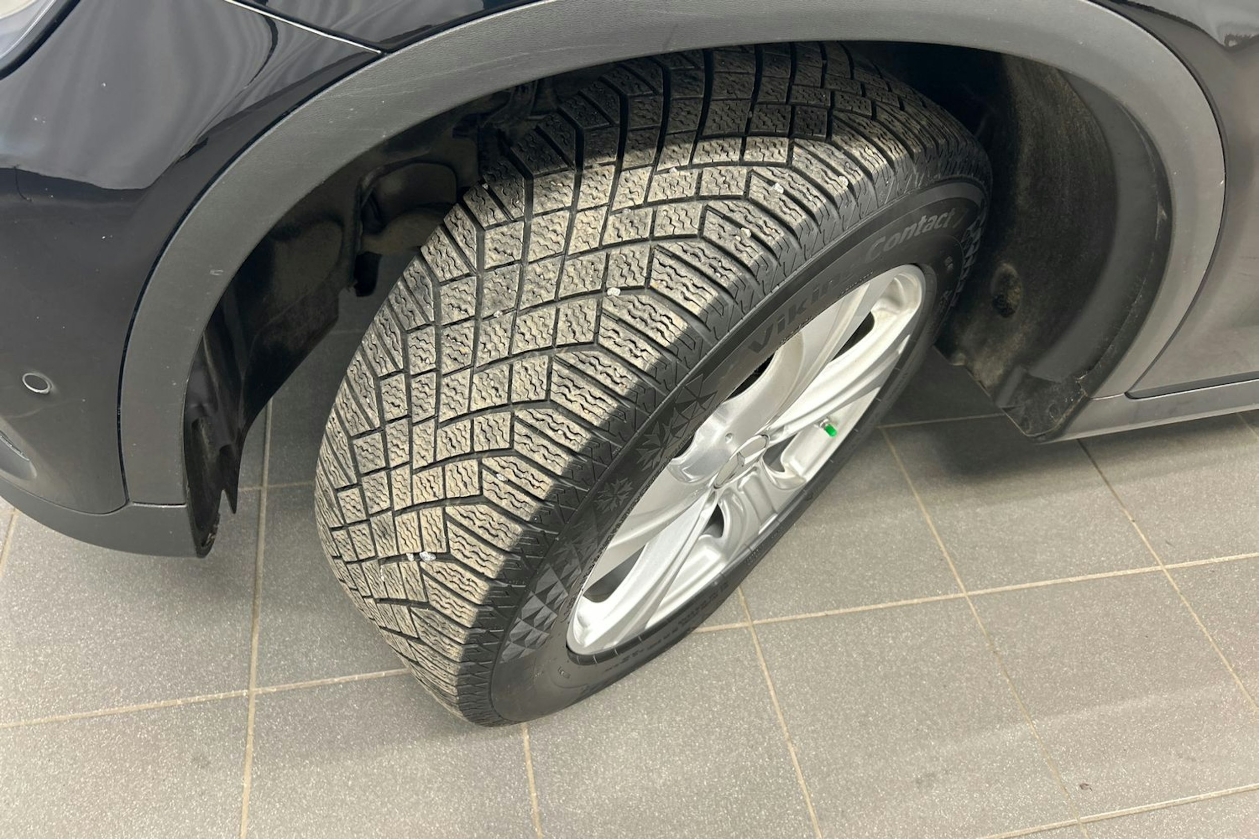 musta Mercedes-Benz GLC 2021 kuva 13.