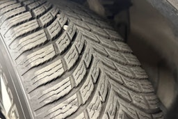 musta Mercedes-Benz GLC 2021 kuva 42.