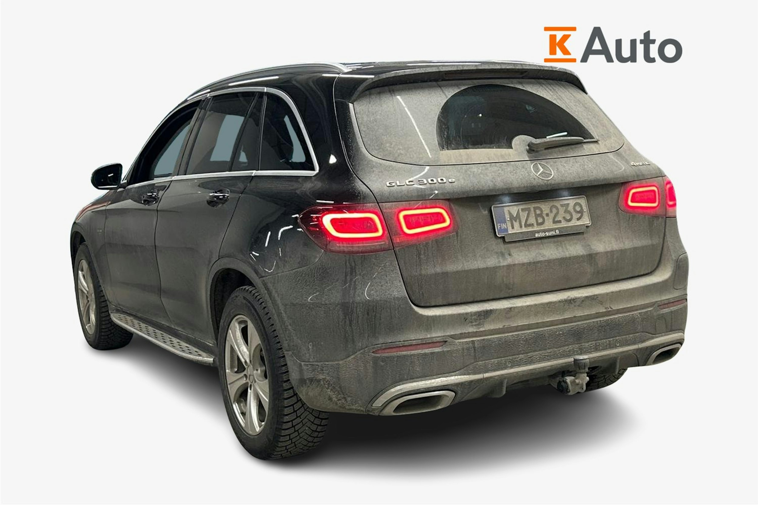 musta Mercedes-Benz GLC 2021 kuva 2.