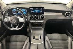 musta Mercedes-Benz GLC 2021 kuva 7.