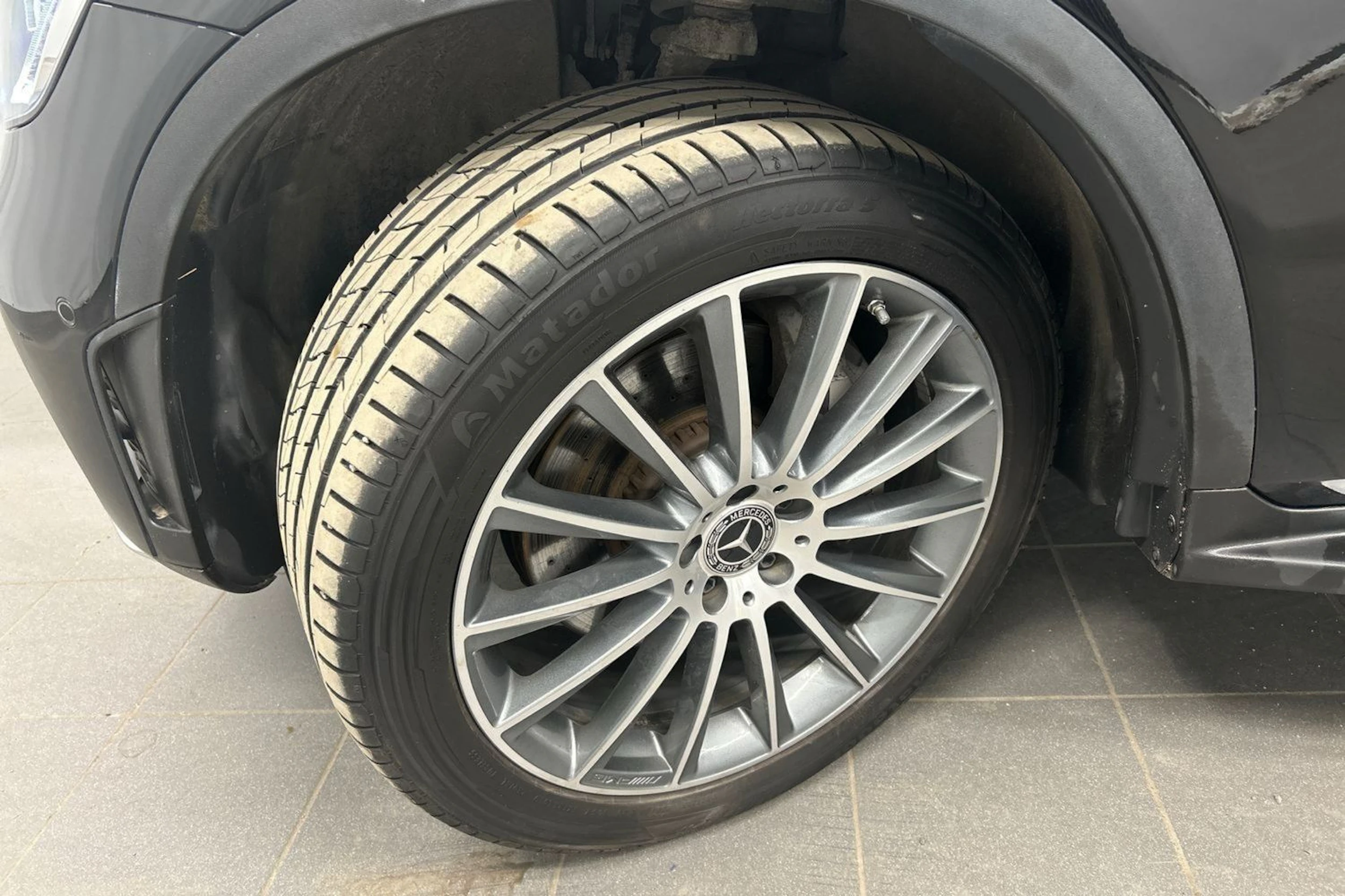 musta Mercedes-Benz GLC 2021 kuva 10.