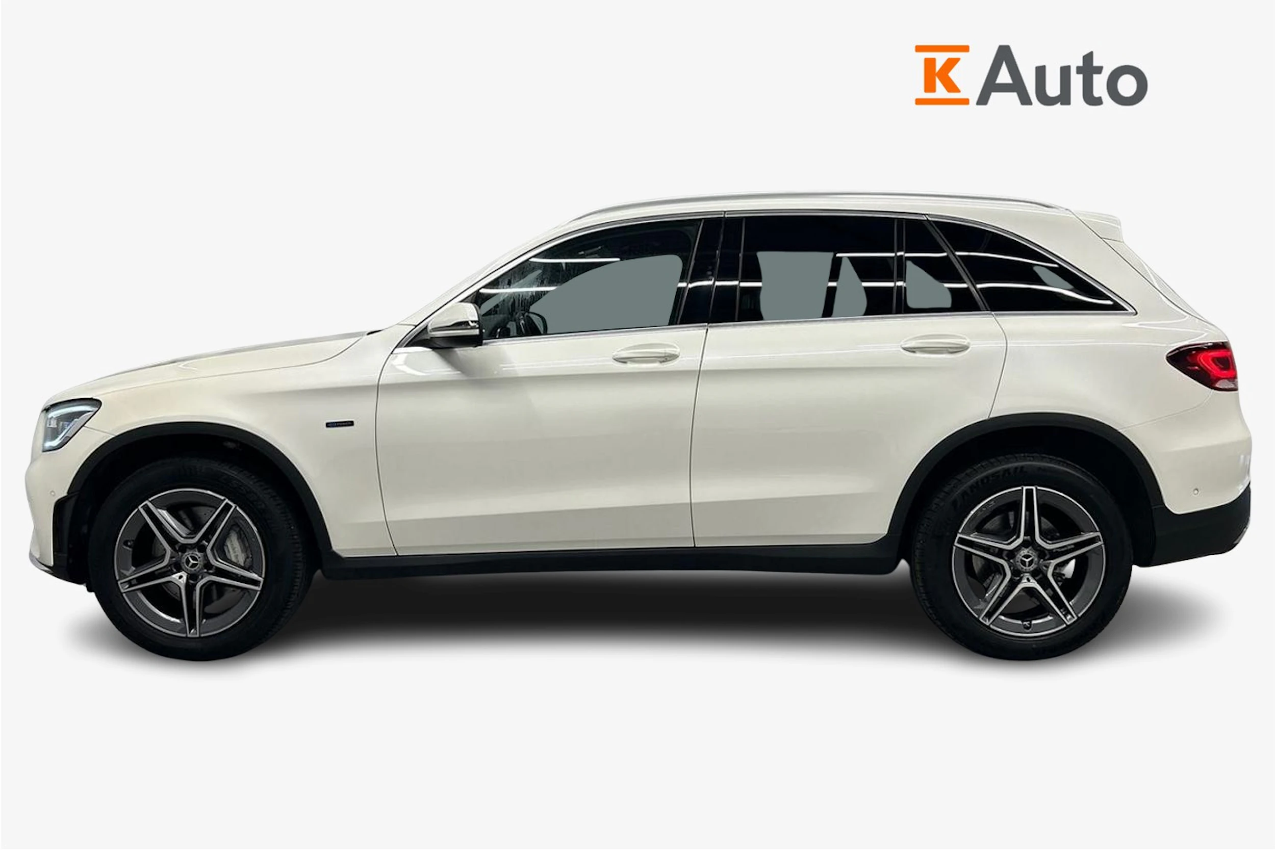 valkoinen Mercedes-Benz GLC 2021 kuva 5.