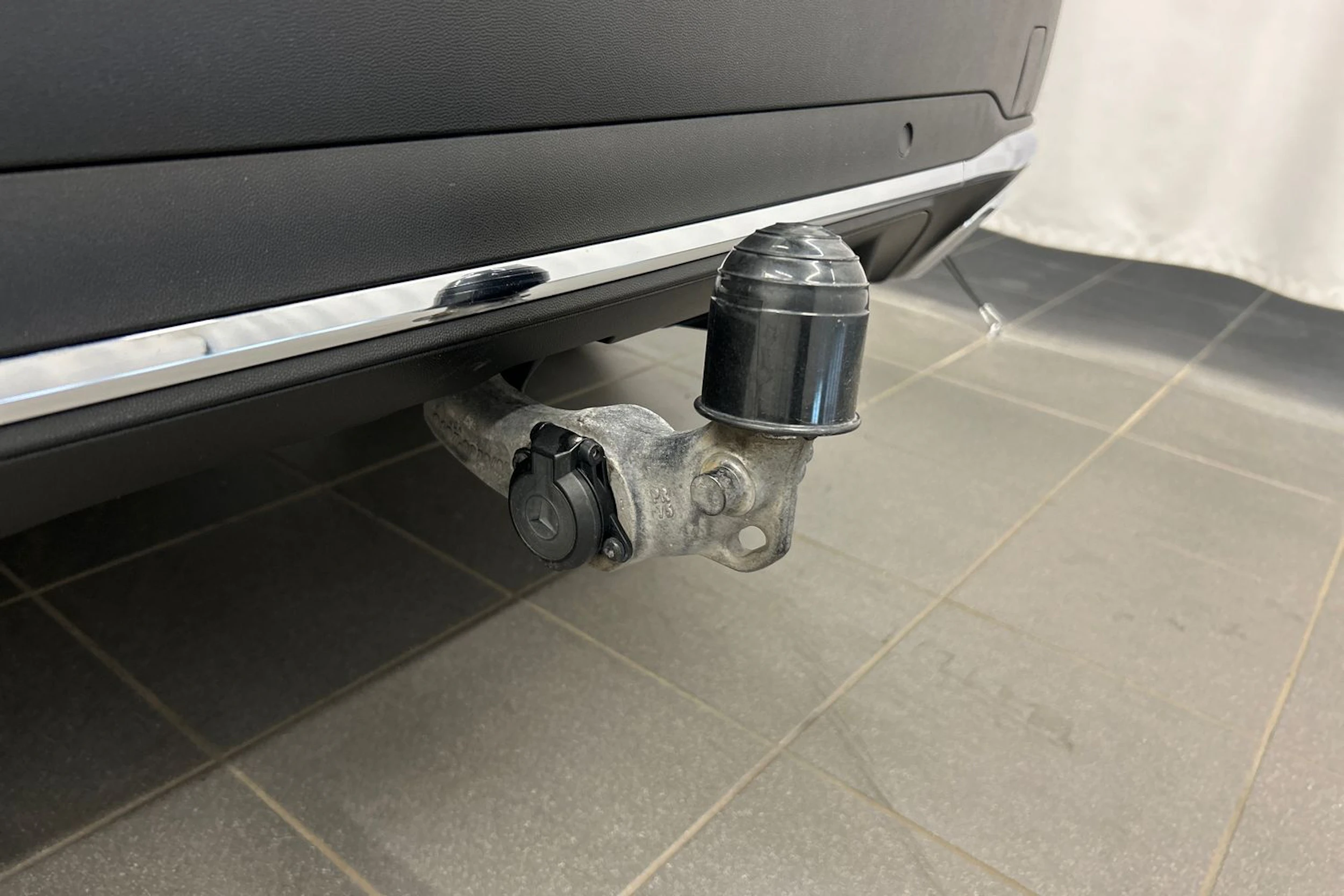 valkoinen Mercedes-Benz GLC 2021 kuva 16.
