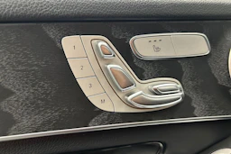 valkoinen Mercedes-Benz GLC 2021 kuva 17.