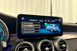 valkoinen Mercedes-Benz GLC 2021 kuva 23.