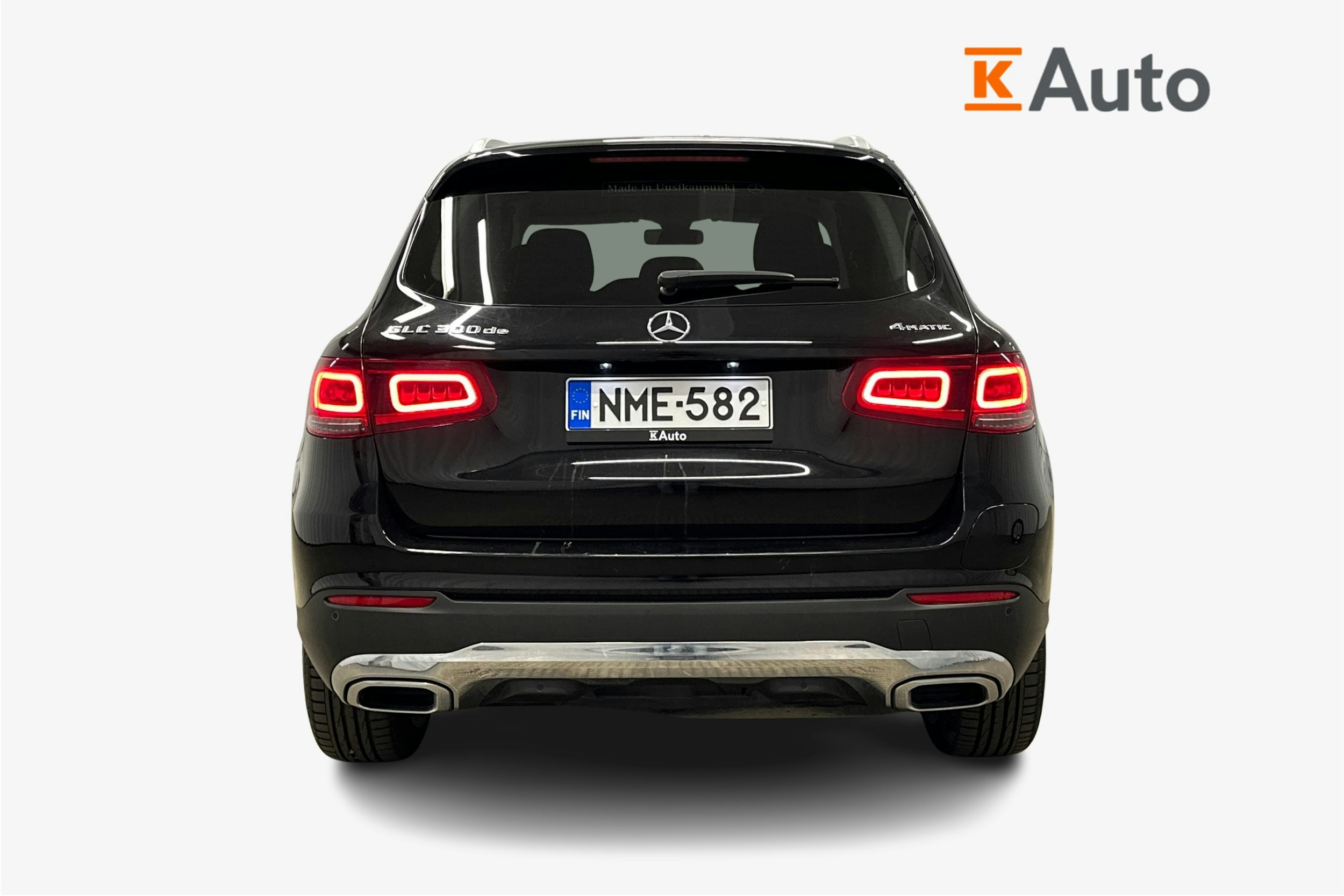 musta Mercedes-Benz GLC 2021 kuva 3.