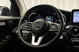 musta Mercedes-Benz GLC 2021 kuva 18.