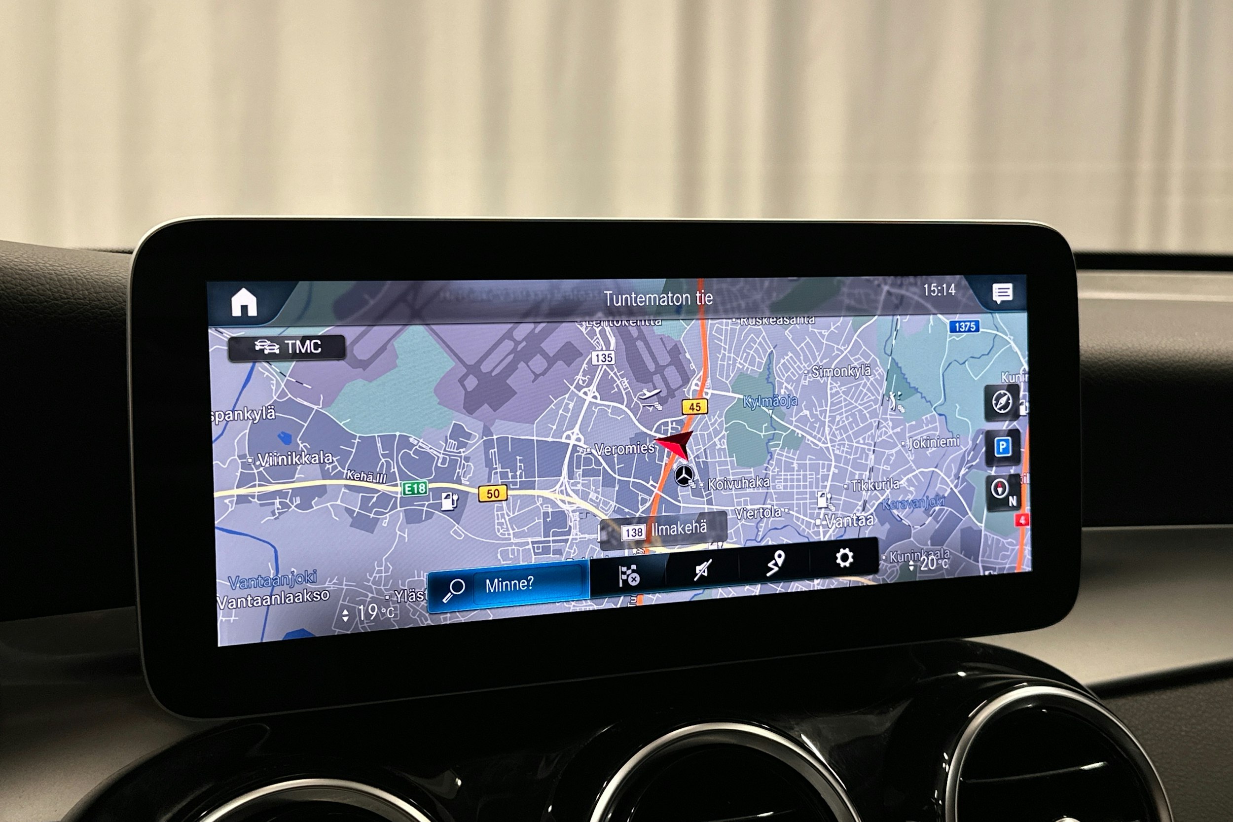 musta Mercedes-Benz GLC 2021 kuva 23.