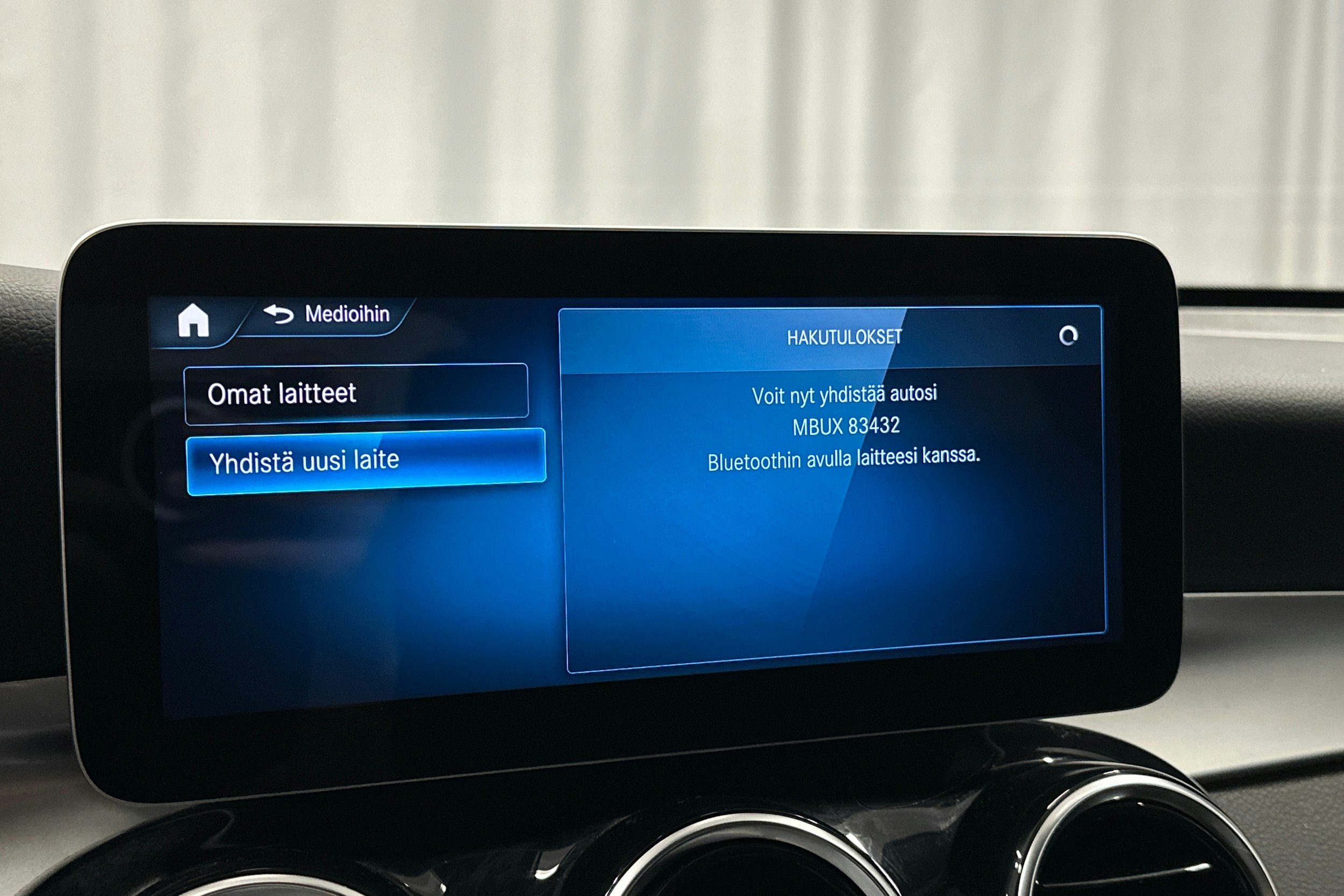 musta Mercedes-Benz GLC 2021 kuva 24.