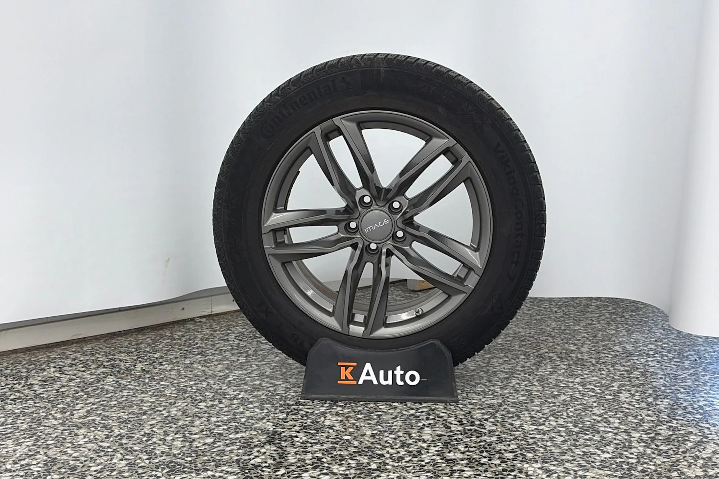 harmaa Mercedes-Benz GLC 2021 kuva 10.