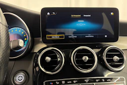 harmaa Mercedes-Benz GLC 2021 kuva 28.