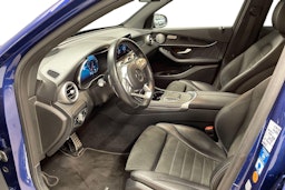 sininen Mercedes-Benz GLC 2021 kuva 6.
