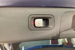 sininen Mercedes-Benz GLC 2021 kuva 15.