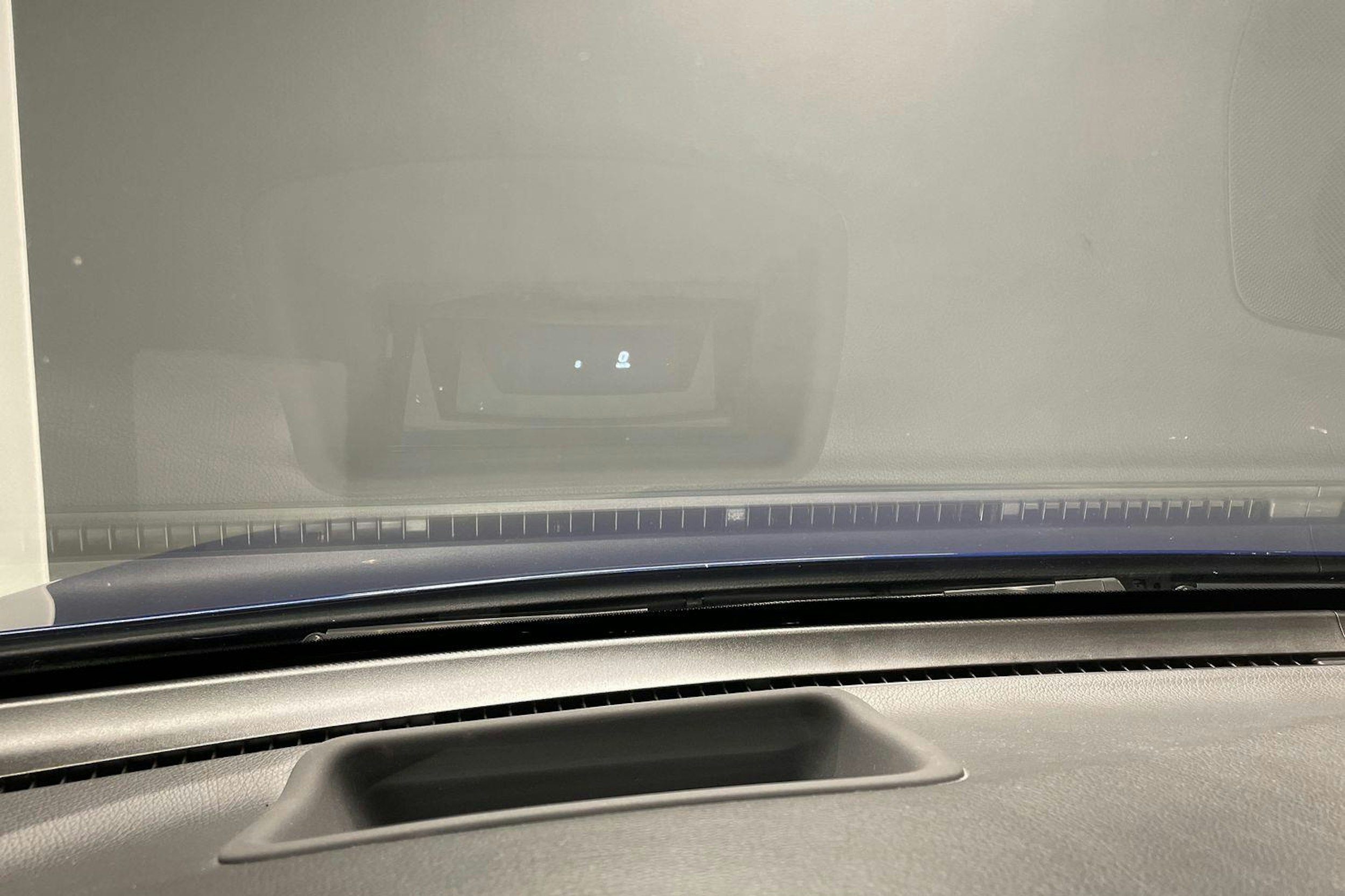 sininen Mercedes-Benz GLC 2021 kuva 17.