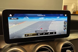 sininen Mercedes-Benz GLC 2021 kuva 20.