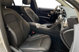 harmaa Mercedes-Benz GLC 2021 kuva 10.