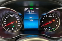 harmaa Mercedes-Benz GLC 2021 kuva 16.